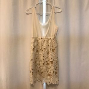 Judith March white lace sleeveless dress